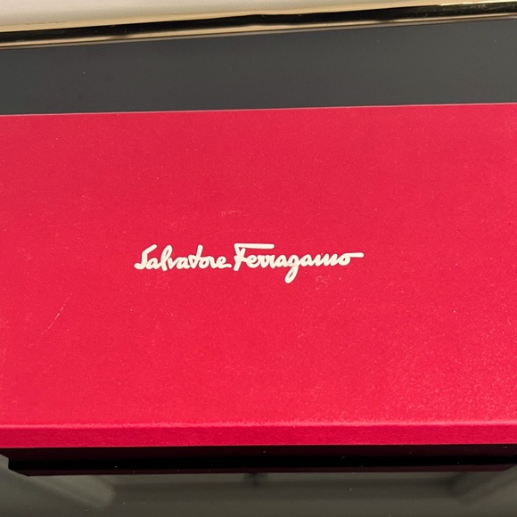Salvatore Ferragamo Multiple Purpose Wallet BN - Picture 4 of 8
